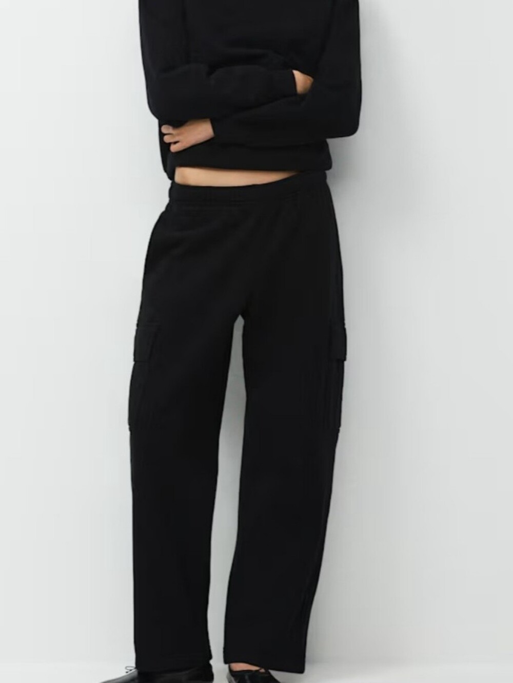 AritziaCozy Sweatfleece Mega Cargo™ Sweatpant Size Medium